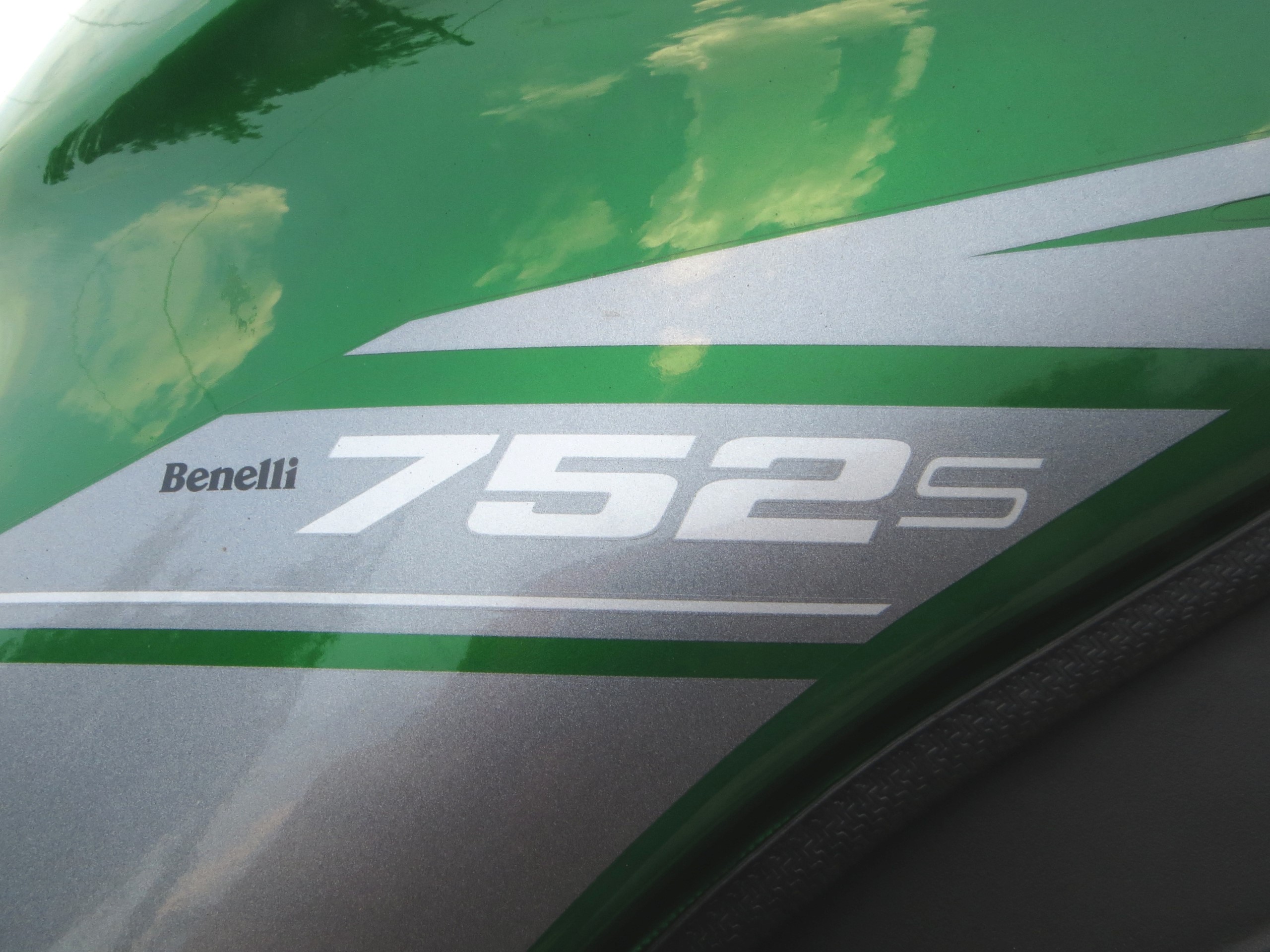 Logo Benelli 752s