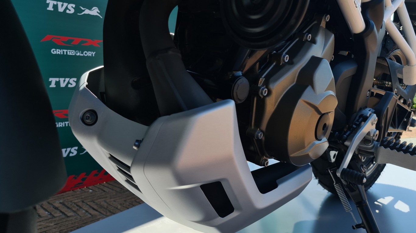 tvs-rtx-300-orizz-9