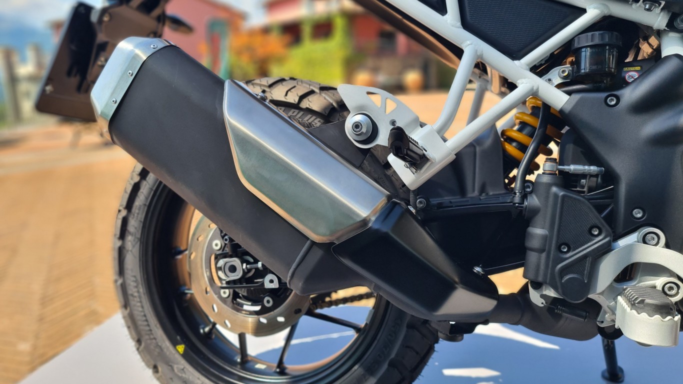 tvs-rtx-300-orizz-13
