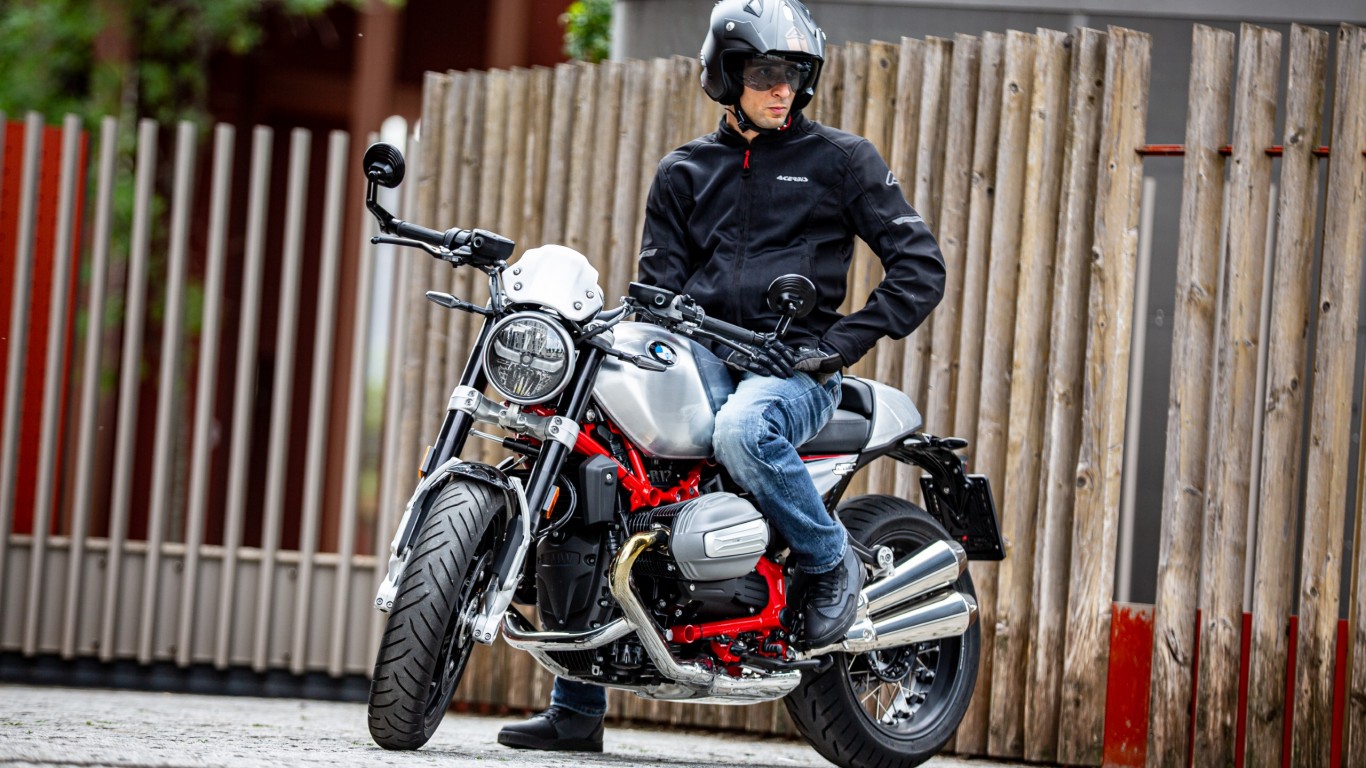 ACERBIS_JEANS_action_2