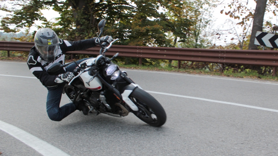 Test Triumph Trident 660 - DDG Moto Magazine