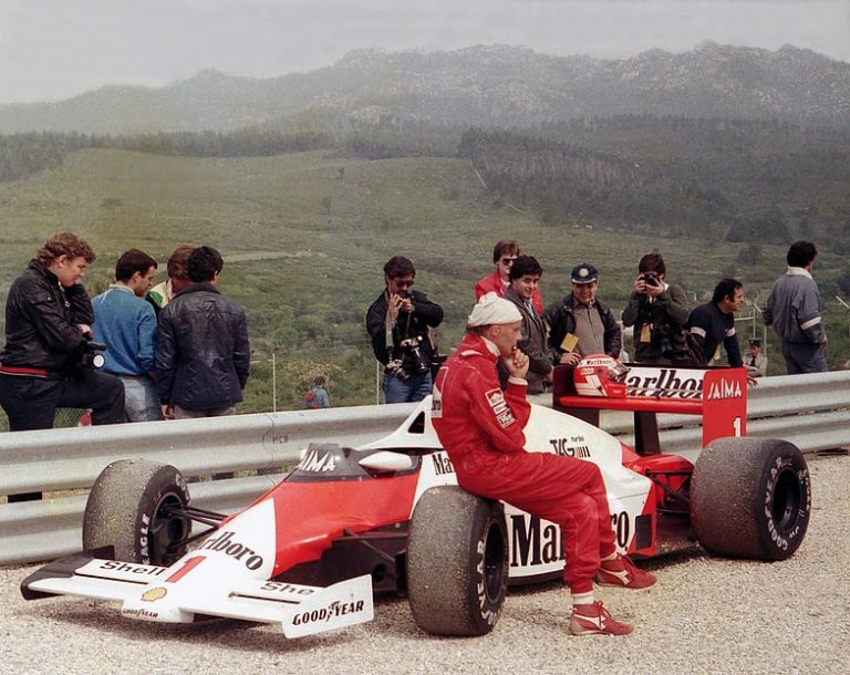 Addio Niki Lauda, la leggenda della F1 ci lascia nella notte