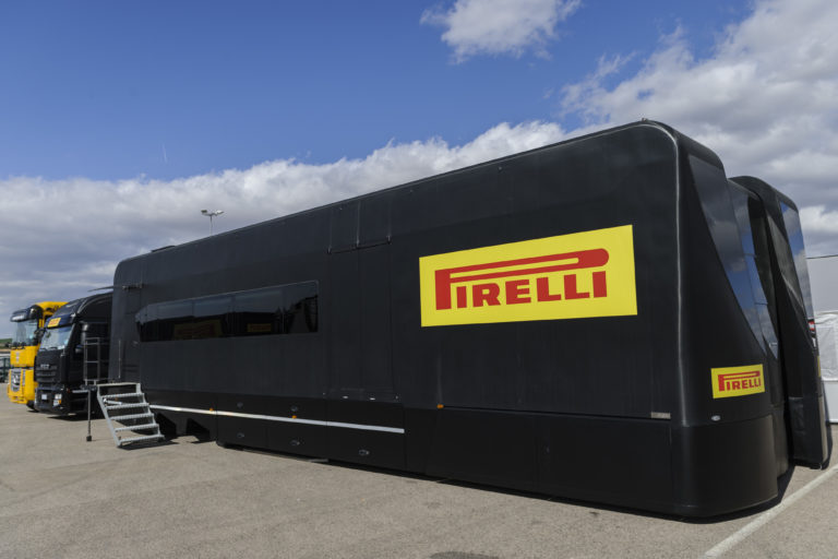 Pirelli e FIM Superbike ripartono a Jerez