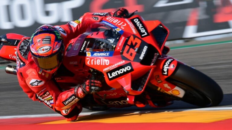 Francesco Bagnaia Campione del Mondo MotoGP su Ducati